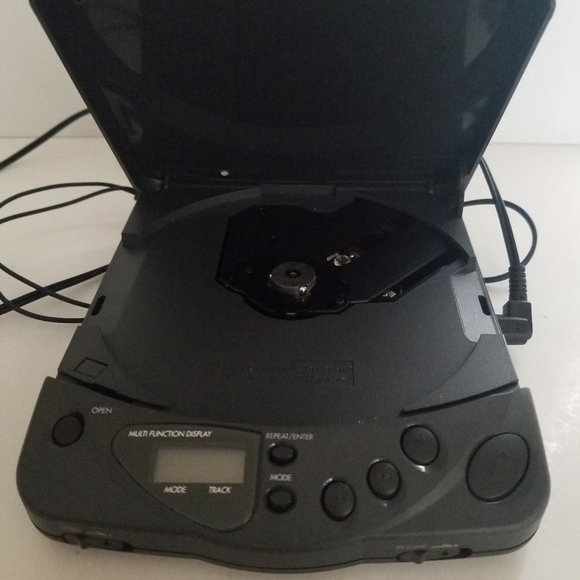 Vintage RCA Compact Disc Player Bass Boost Digital - TESTED. - Picture 5 of 7